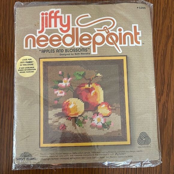 Vtg 1979 new in packaging Jiffy Needlepoint “Apples and Blossoms” kit - Picture 1 of 6
